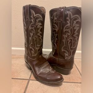 Brown Justin Cowboy boots